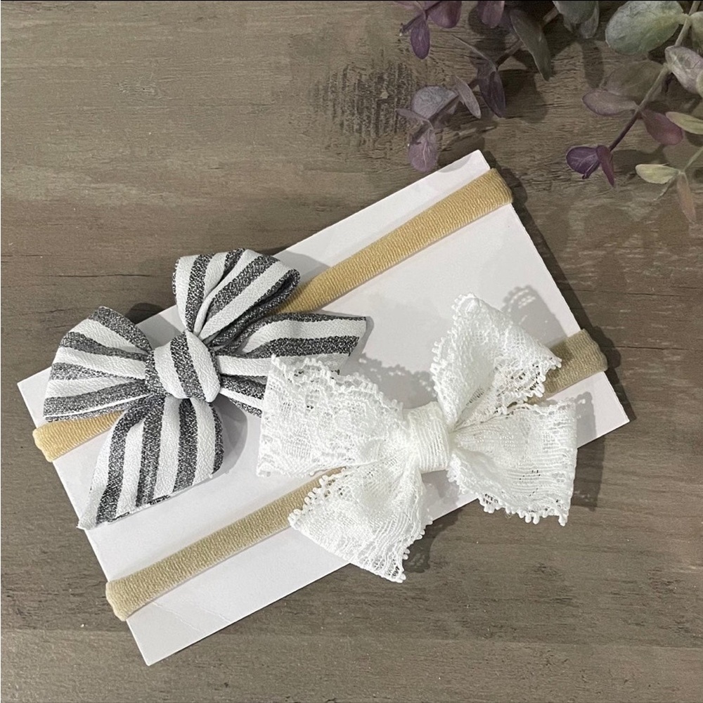 3/$20 🔷 Grey & White Baby Girls Bow Headbands